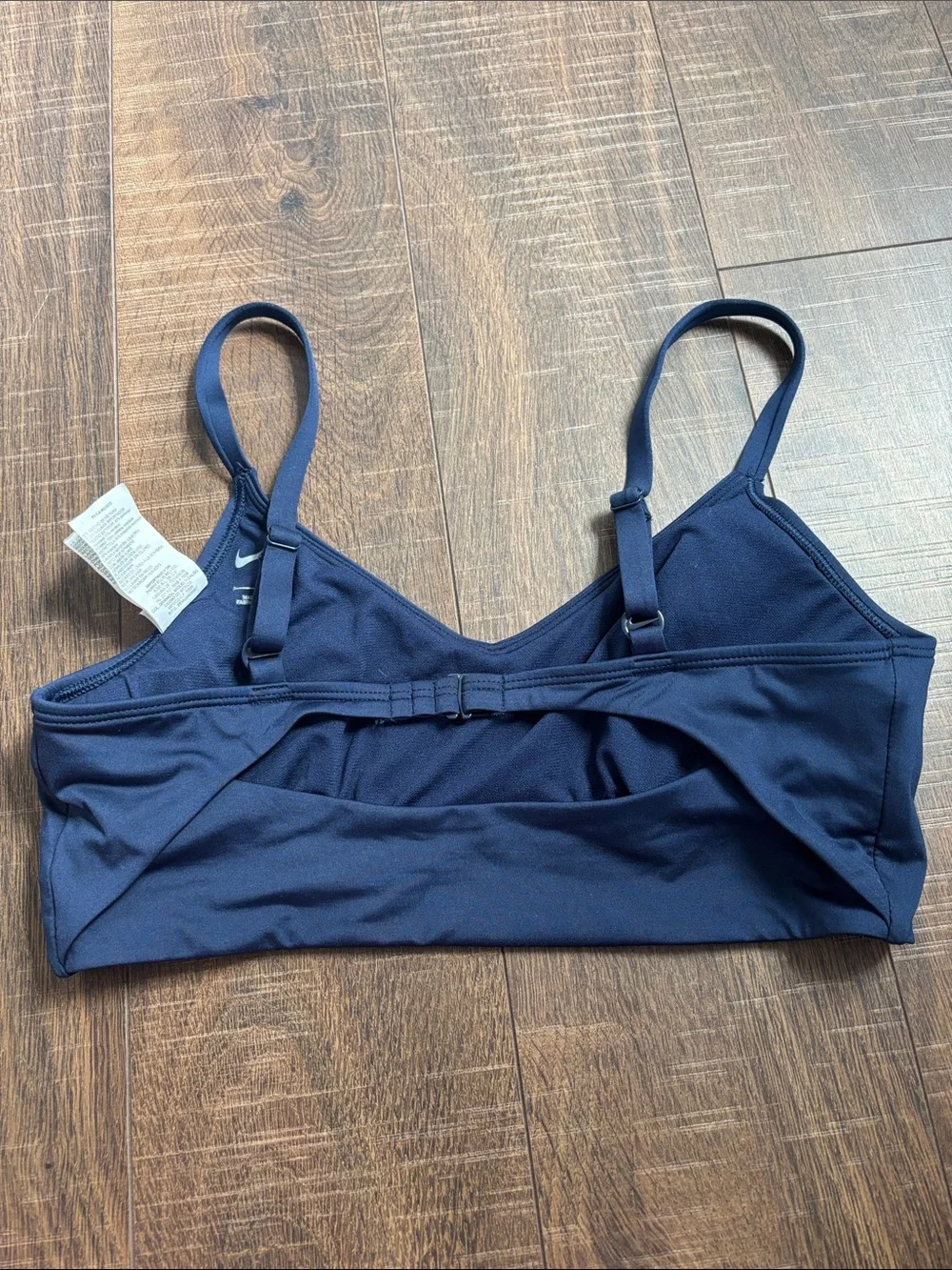 Nike Women's Effortless Essential V-Neck Midkini Top